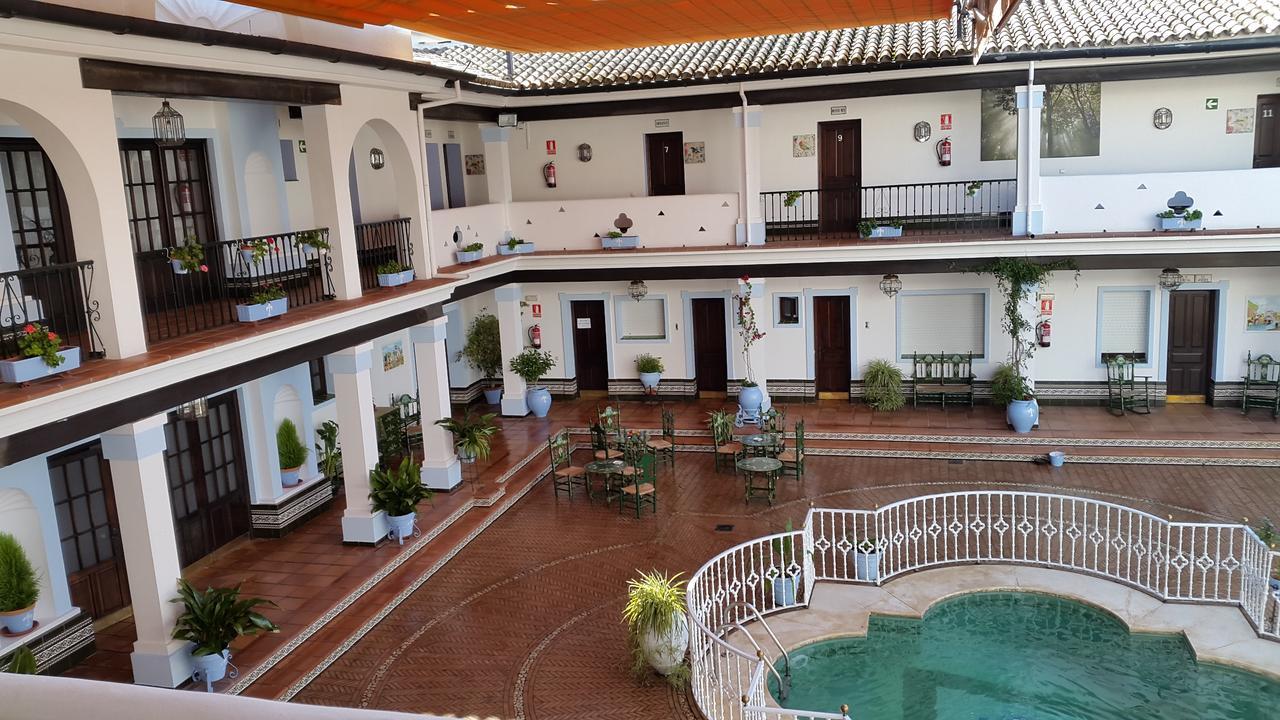 Palacio Donana , Rural & Luxury El Rocio Bagian luar foto