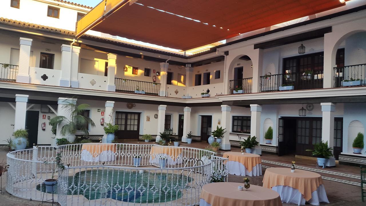 Palacio Donana , Rural & Luxury El Rocio Bagian luar foto
