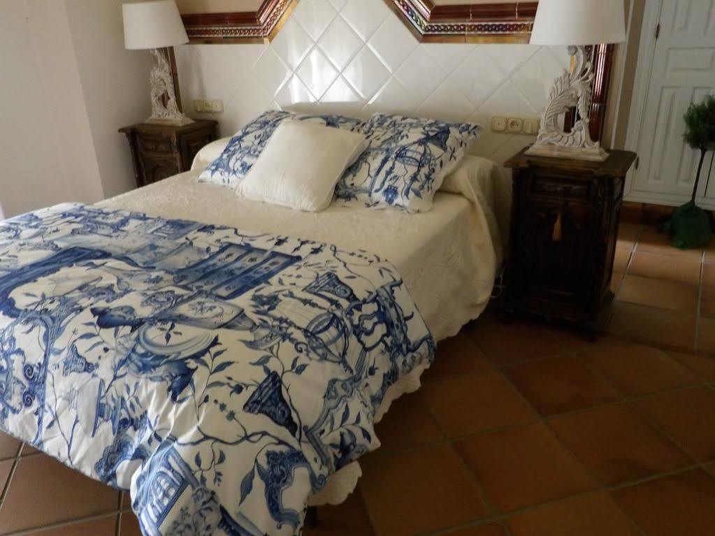 Palacio Donana , Rural & Luxury El Rocio Bagian luar foto